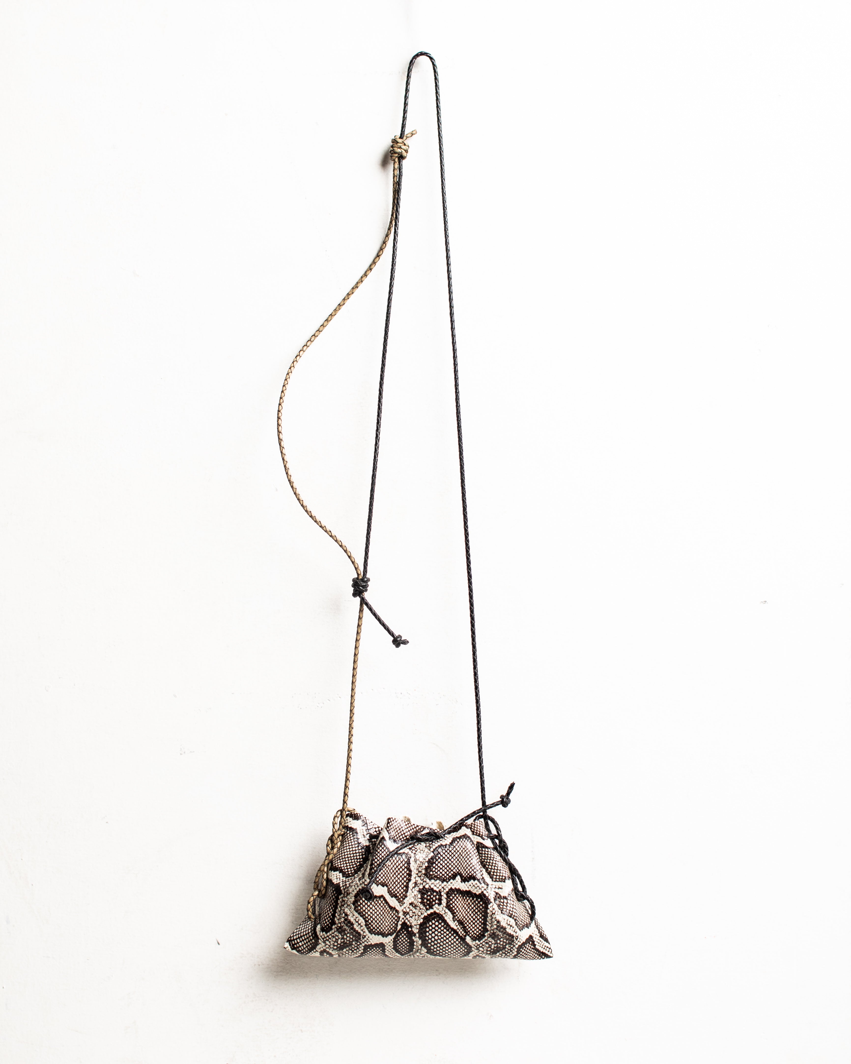 Poche Austin in PM “Sin”