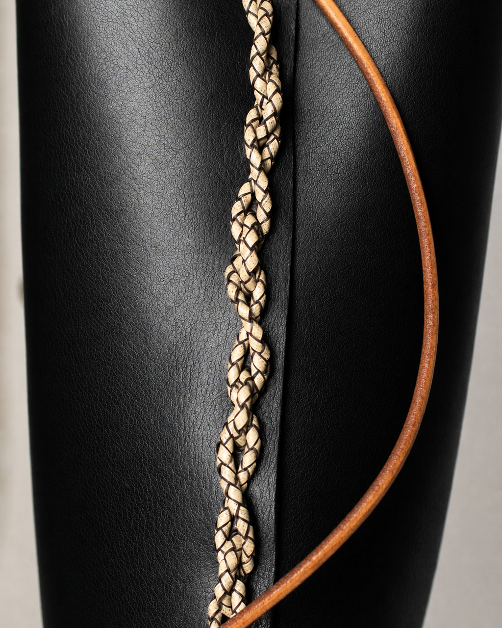 Sac Vendôme Bucket GM in “Onyx”